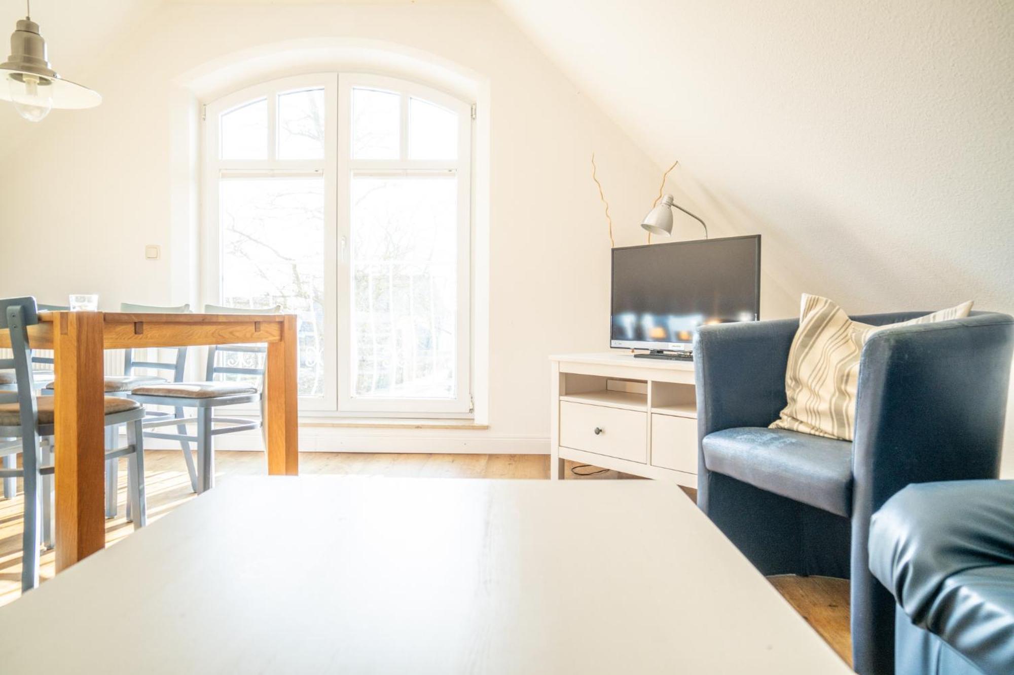 Апартаменти Haus Alte Baeckerei - Boddenblick Борн Екстер'єр фото